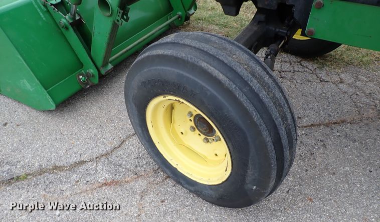 image for item IC9639 1996 John Deere 5300  tractor