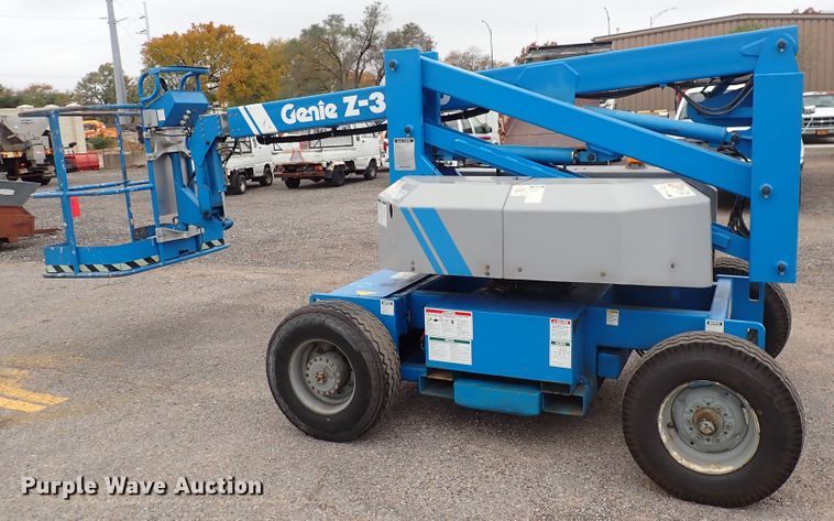 image for item IK9184 1998 Genie Z-30/20  boom lift