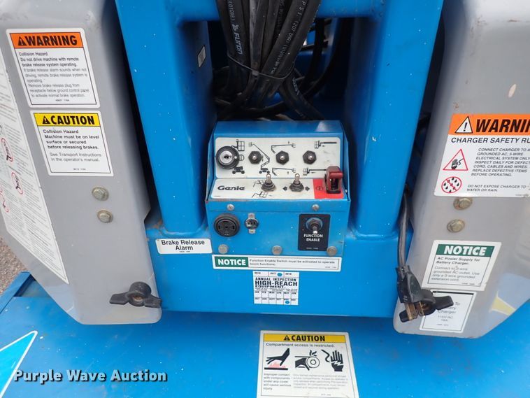 image for item IK9184 1998 Genie Z-30/20  boom lift