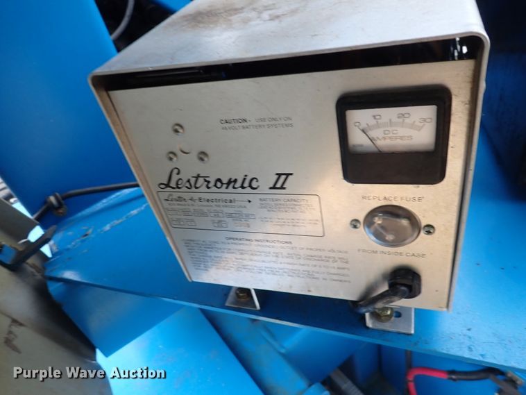 image for item IK9184 1998 Genie Z-30/20  boom lift