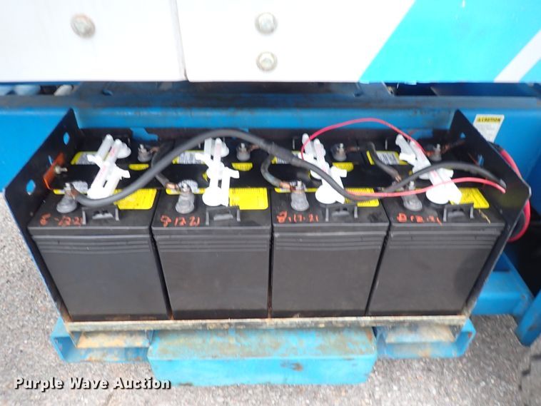 image for item IK9184 1998 Genie Z-30/20  boom lift