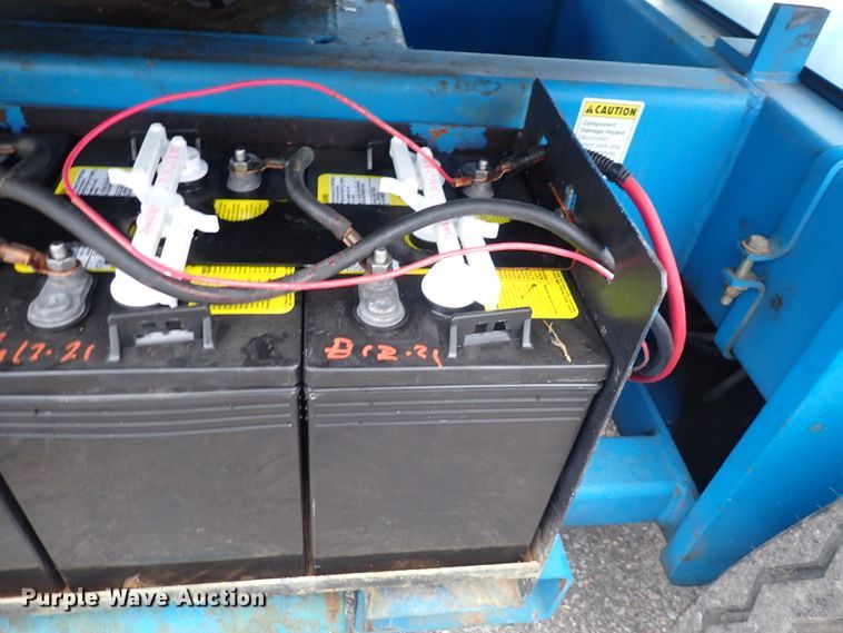 image for item IK9184 1998 Genie Z-30/20  boom lift