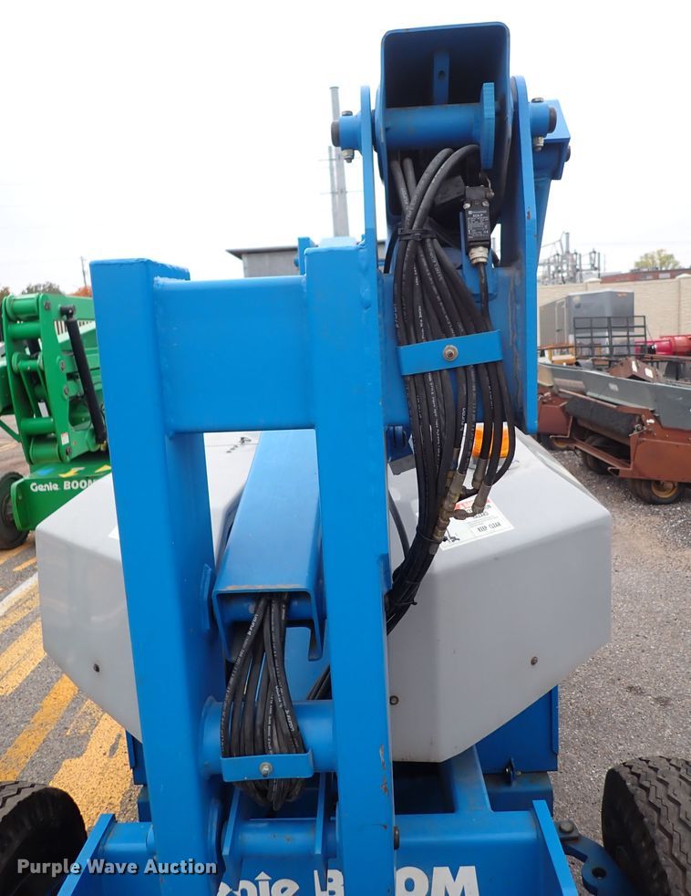 image for item IK9184 1998 Genie Z-30/20  boom lift