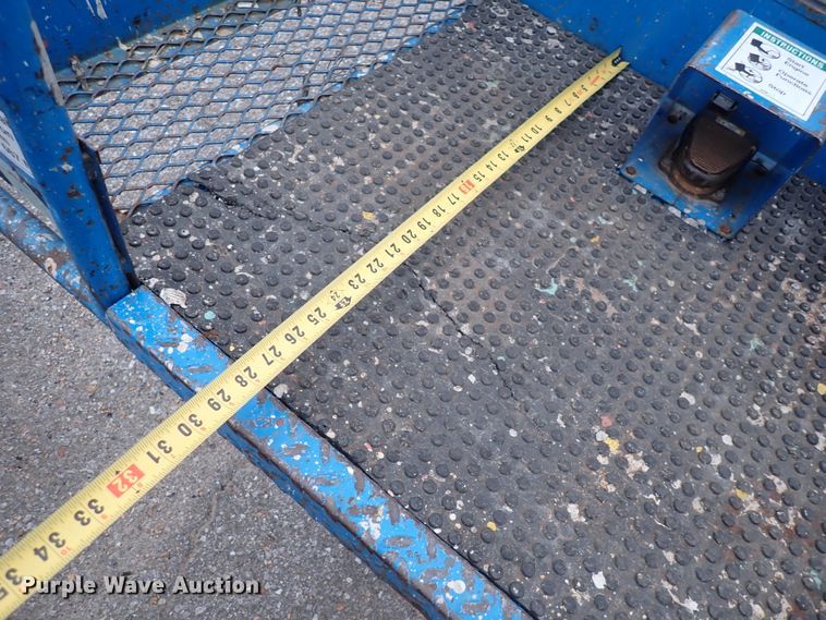 image for item IK9184 1998 Genie Z-30/20  boom lift