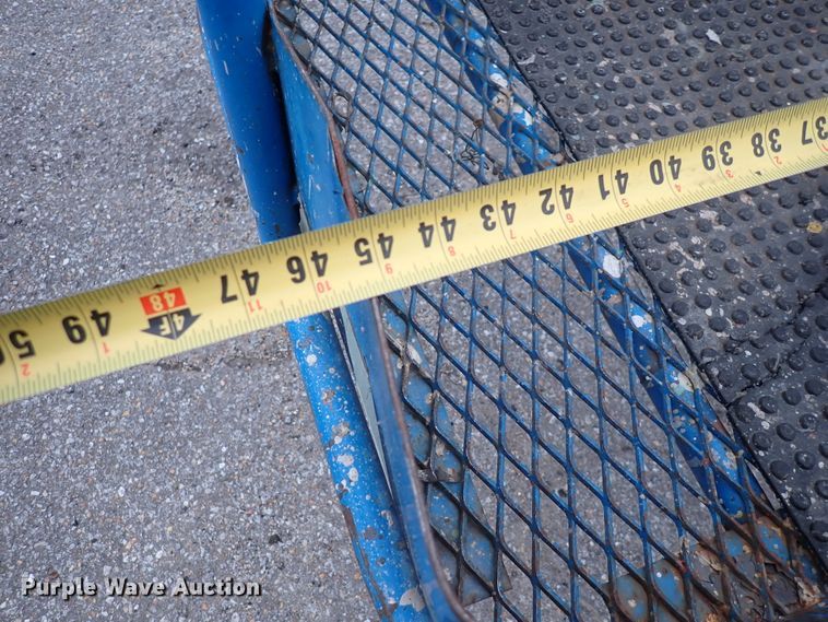 image for item IK9184 1998 Genie Z-30/20  boom lift