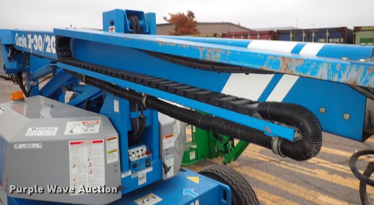 image for item IK9184 1998 Genie Z-30/20  boom lift