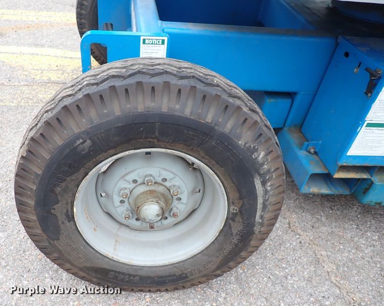 image for item IK9184 1998 Genie Z-30/20  boom lift