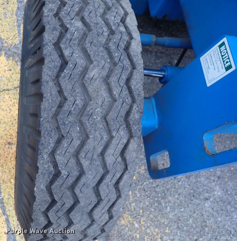 image for item IK9184 1998 Genie Z-30/20  boom lift