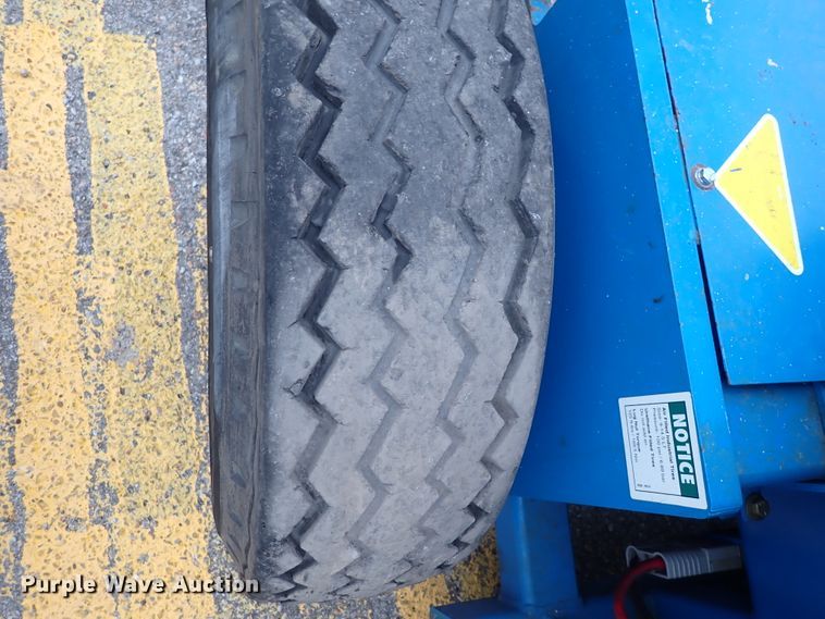 image for item IK9184 1998 Genie Z-30/20  boom lift