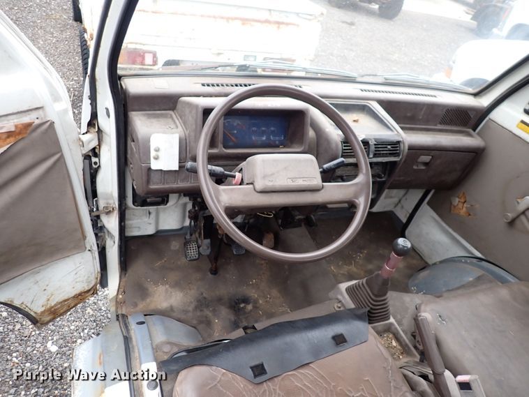 image for item IK9185 Daihatsu HiJet  mini truck