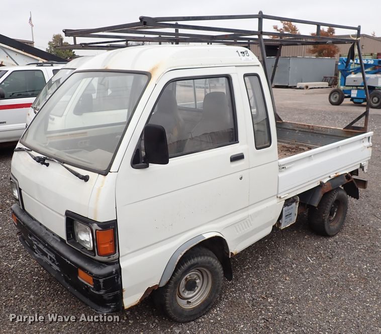 image for item IK9186 Daihatsu  mini truck