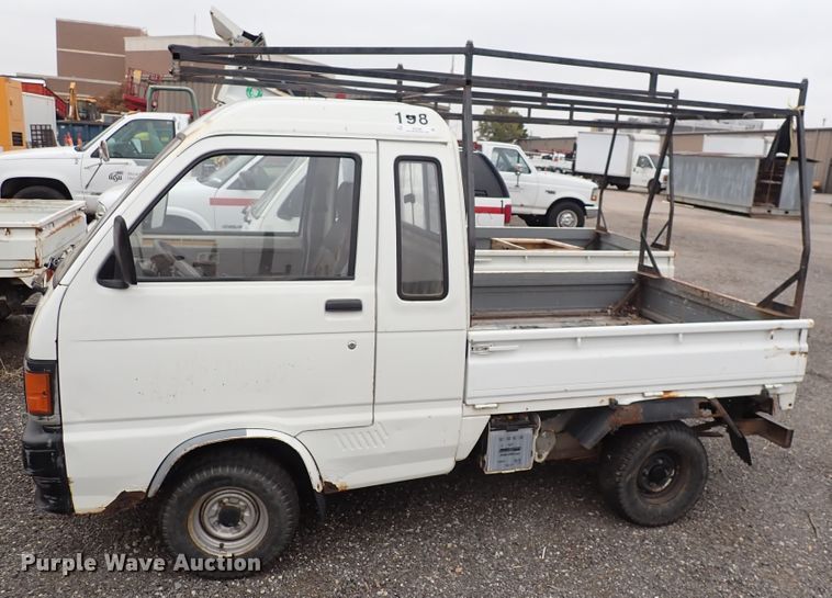 image for item IK9186 Daihatsu  mini truck