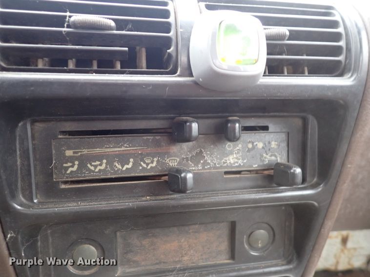 image for item IK9187 Daihatsu  mini truck