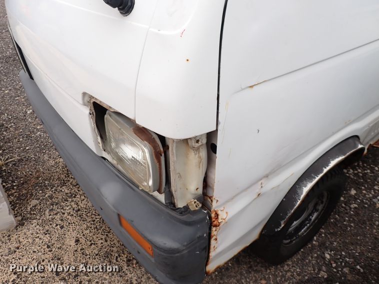 image for item IK9187 Daihatsu  mini truck