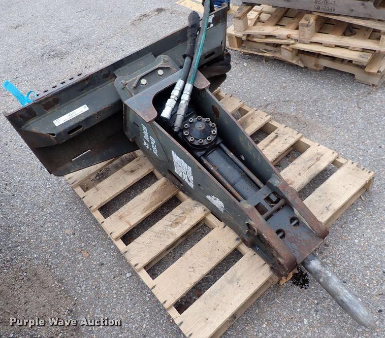 image for item IK9191 Bobcat B850  skid steer breaker