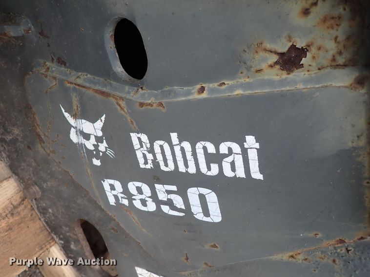 image for item IK9191 Bobcat B850  skid steer breaker