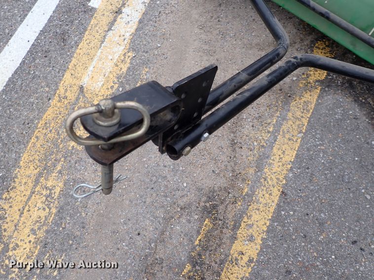 image for item IK9204 John Deere  leaf collector