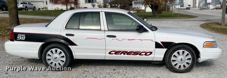 image for item IK9648 2006 Ford Crown Victoria Police Interceptor