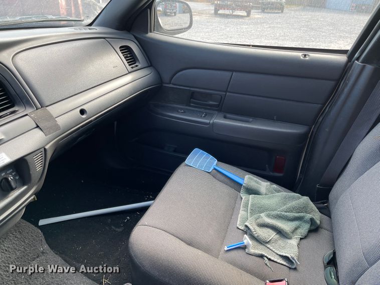 image for item IK9648 2006 Ford Crown Victoria Police Interceptor