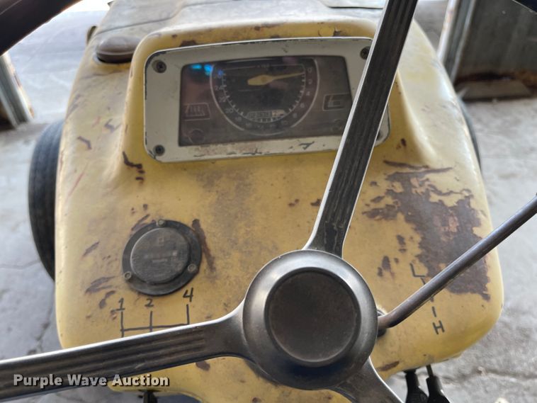 image for item IK9649 Ford 3500  tractor