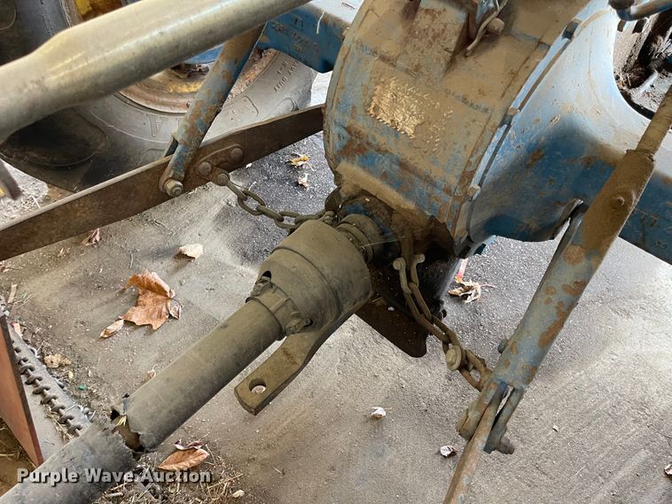 image for item IK9649 Ford 3500  tractor