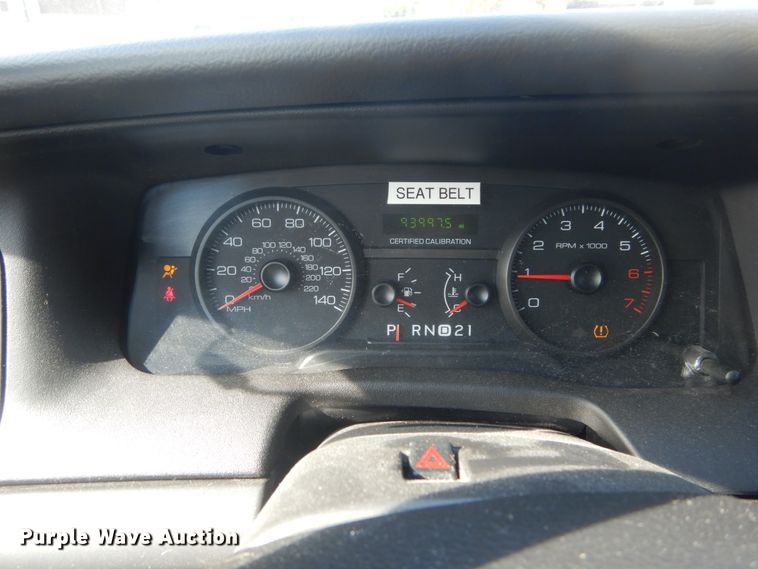 image for item IV9534 2009 Ford Crown Victoria Police Interceptor