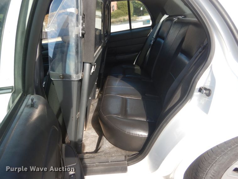image for item IV9534 2009 Ford Crown Victoria Police Interceptor