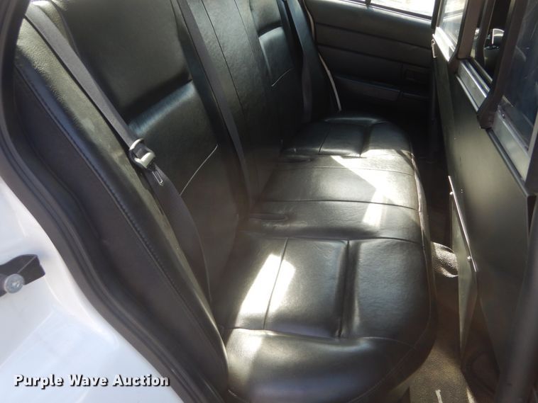 image for item IV9534 2009 Ford Crown Victoria Police Interceptor