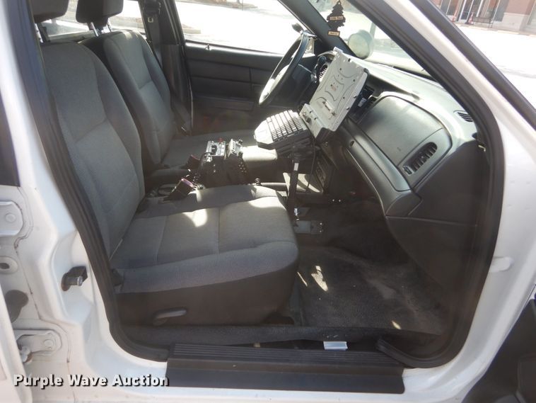 image for item IV9534 2009 Ford Crown Victoria Police Interceptor