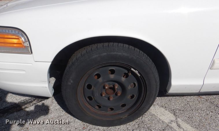 image for item IV9534 2009 Ford Crown Victoria Police Interceptor