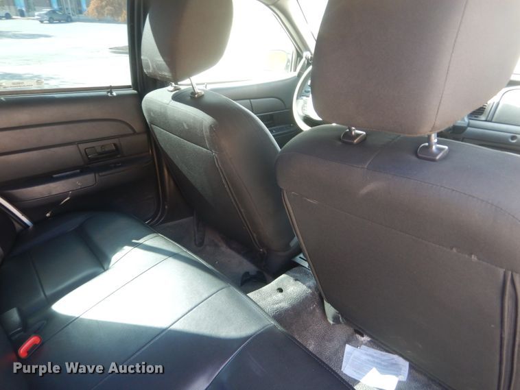 image for item IV9535 2011 Ford Crown Victoria Police Interceptor