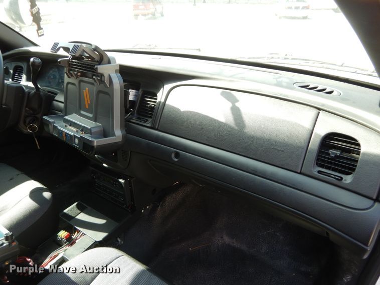 image for item IV9535 2011 Ford Crown Victoria Police Interceptor