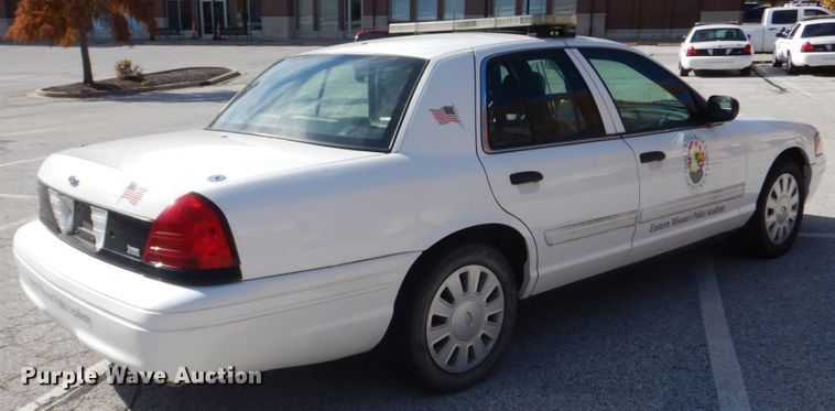 image for item IV9536 2009 Ford Crown Victoria Police Interceptor