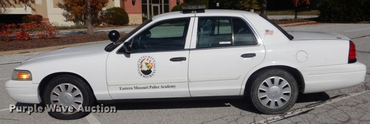 image for item IV9536 2009 Ford Crown Victoria Police Interceptor