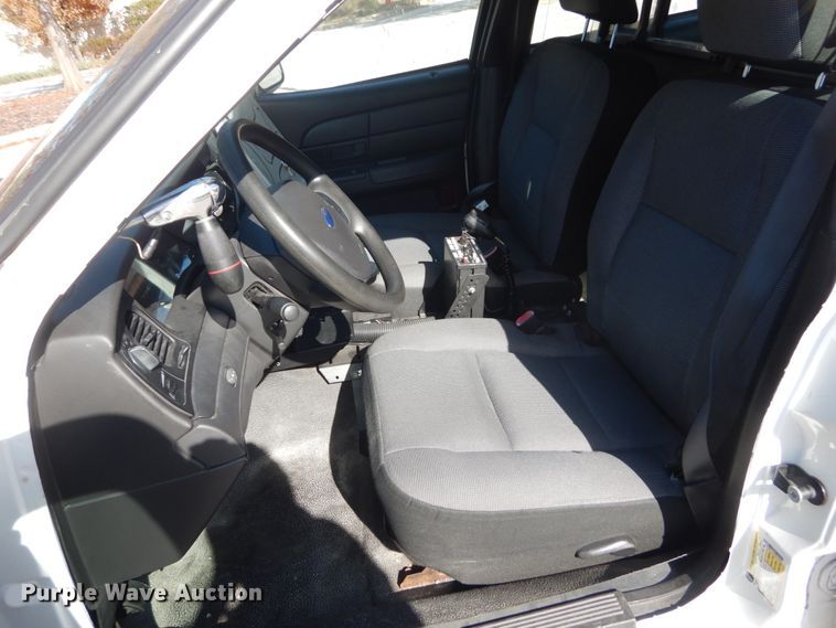 image for item IV9536 2009 Ford Crown Victoria Police Interceptor