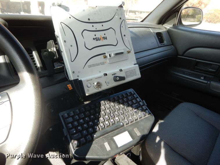 image for item IV9536 2009 Ford Crown Victoria Police Interceptor