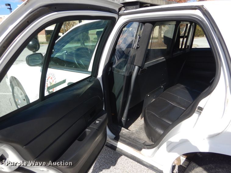 image for item IV9536 2009 Ford Crown Victoria Police Interceptor