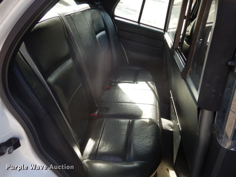image for item IV9536 2009 Ford Crown Victoria Police Interceptor