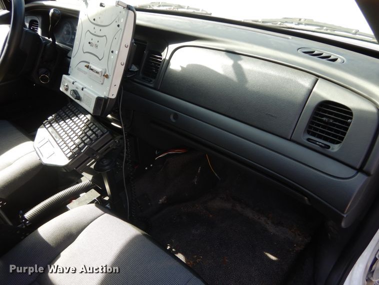 image for item IV9536 2009 Ford Crown Victoria Police Interceptor