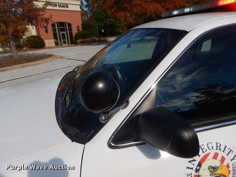 image for item IV9536 2009 Ford Crown Victoria Police Interceptor