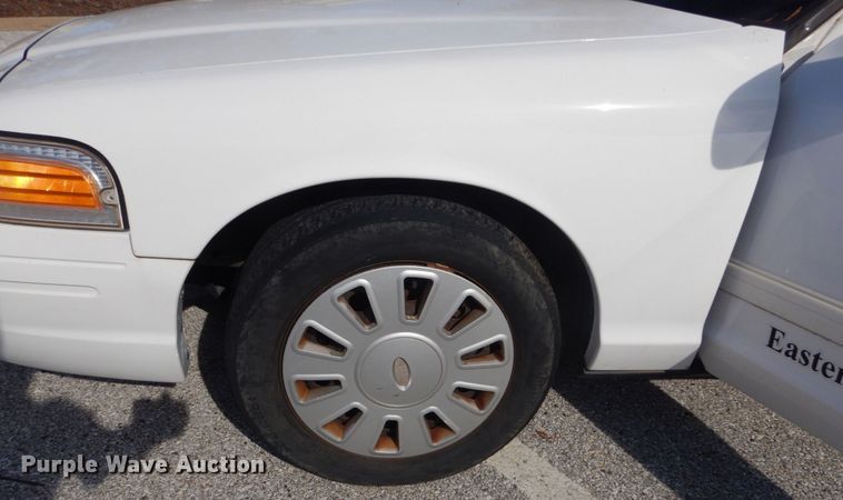 image for item IV9536 2009 Ford Crown Victoria Police Interceptor