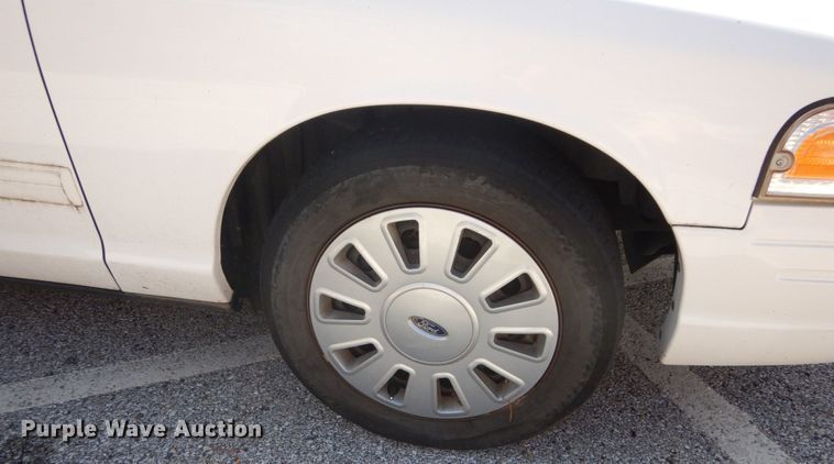 image for item IV9536 2009 Ford Crown Victoria Police Interceptor