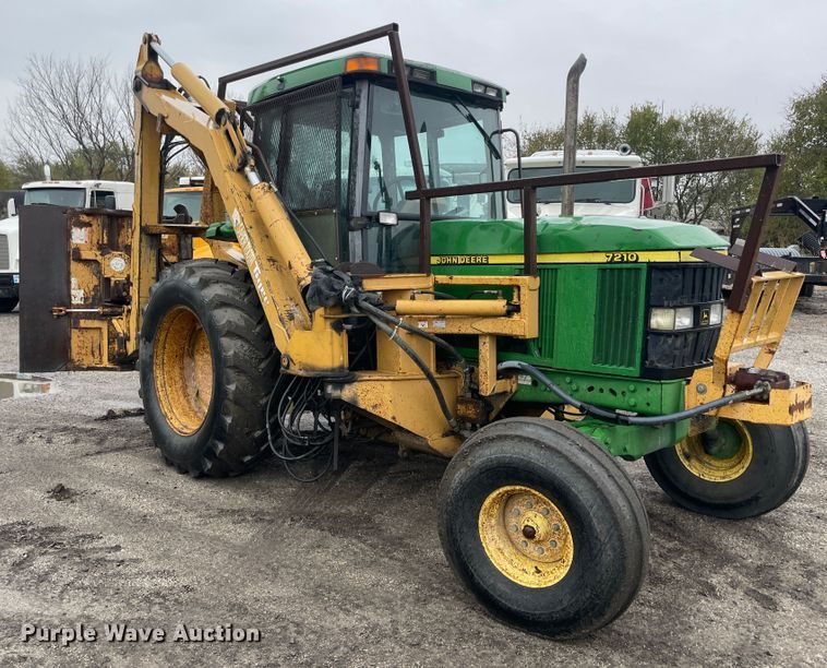 image for item IX9537 John Deere 7210  tractor