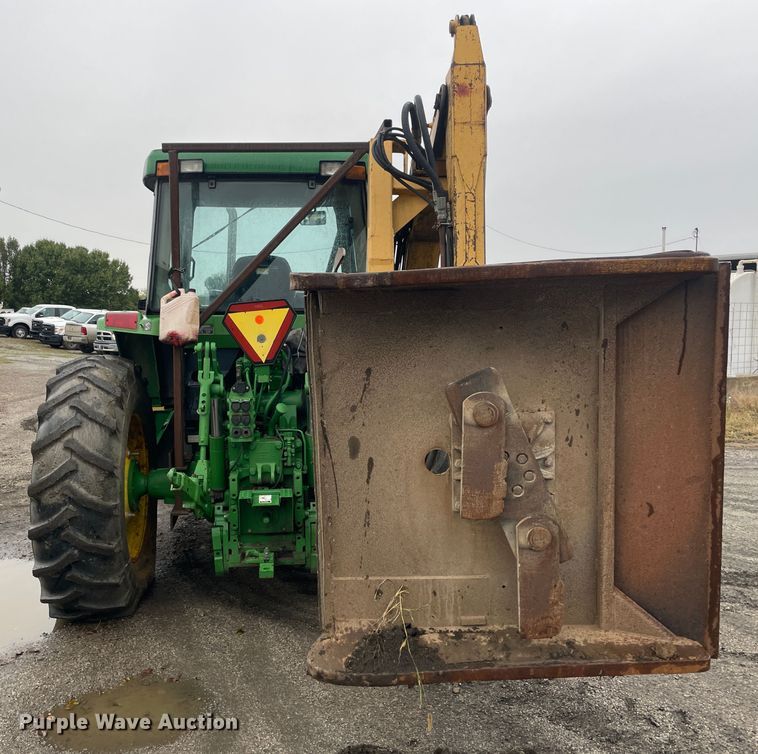 image for item IX9537 John Deere 7210  tractor