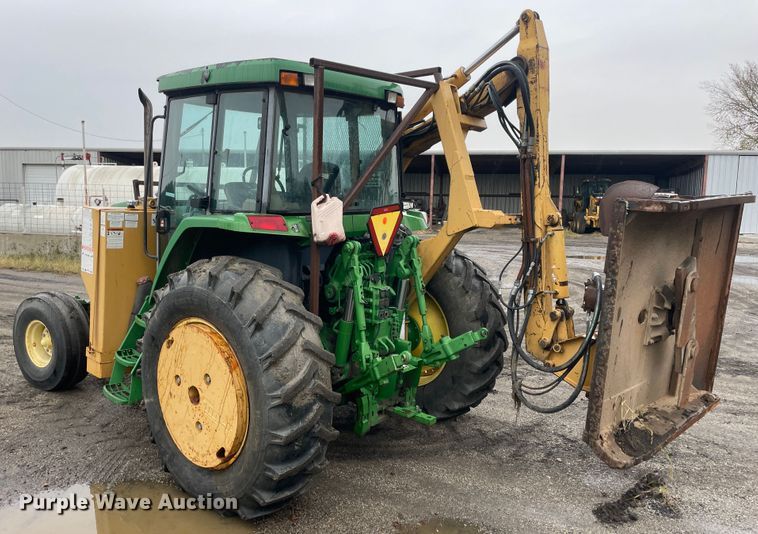 image for item IX9537 John Deere 7210  tractor