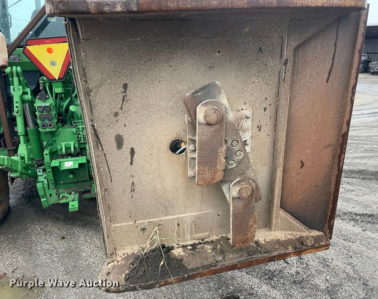 image for item IX9537 John Deere 7210  tractor