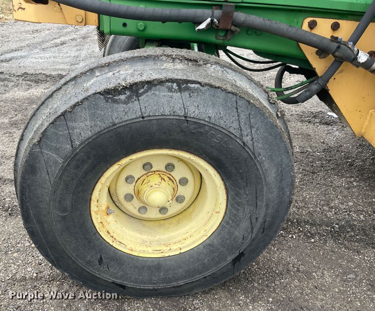 image for item IX9537 John Deere 7210  tractor