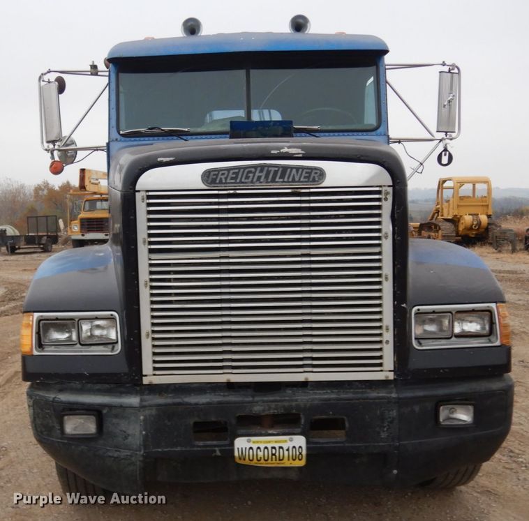 image for item JI9351 1989 Freightliner FLD 120  semi truck