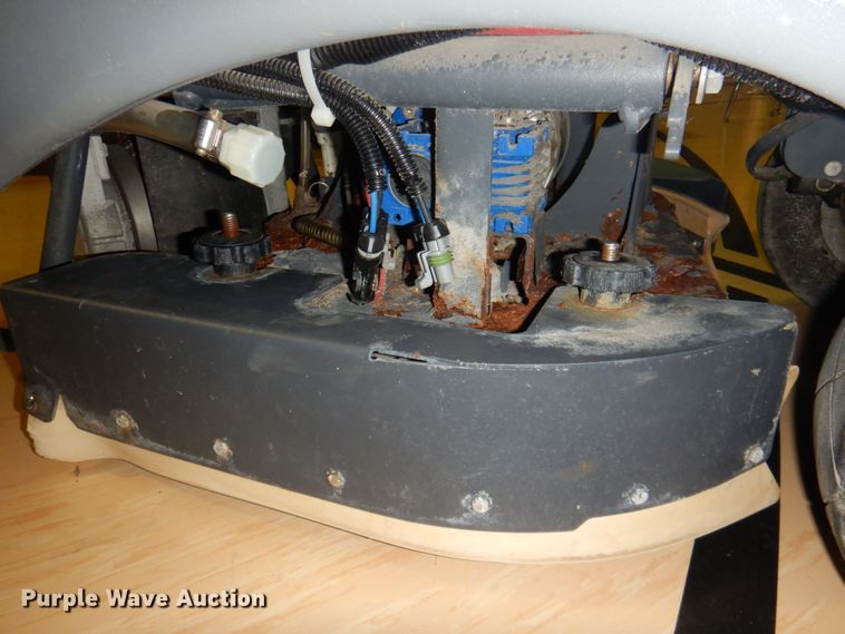 image for item JS9234 Advance Advenger  floor scrubber