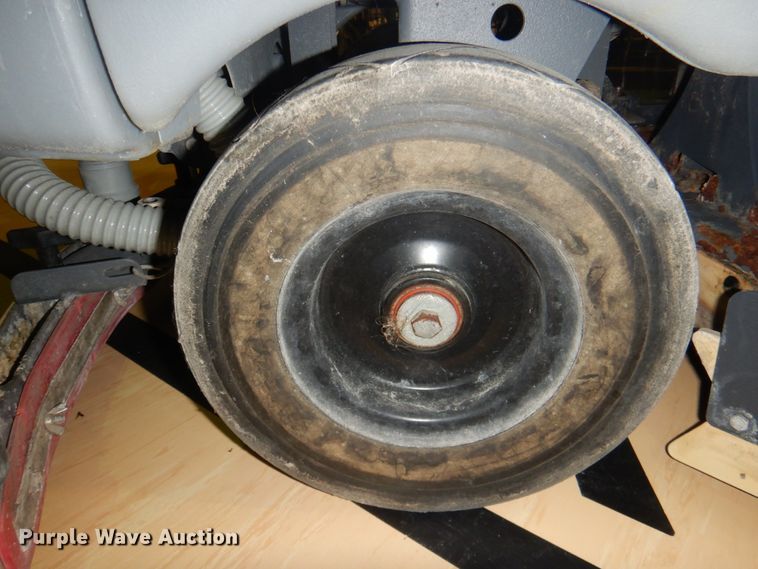 image for item JS9234 Advance Advenger  floor scrubber